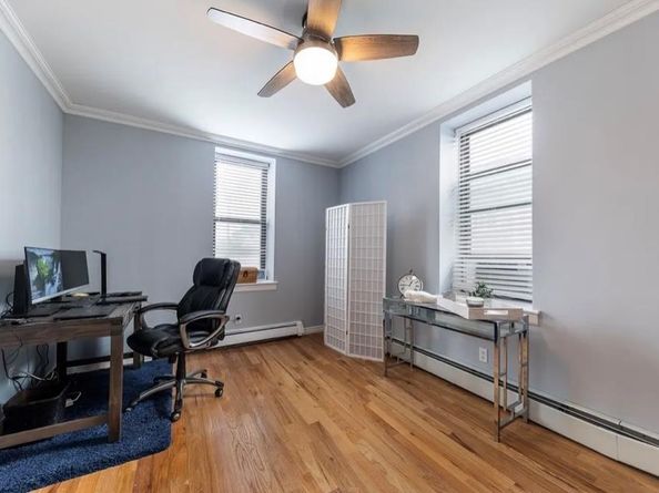25 W Broadway 115, Long Beach NY 11561