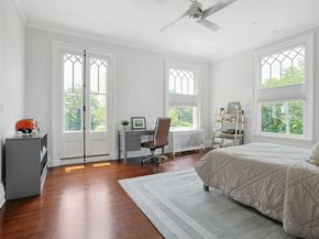 15 Calton Lane, New Rochelle NY 10804