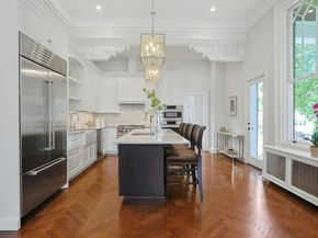 15 Calton Lane, New Rochelle NY 10804