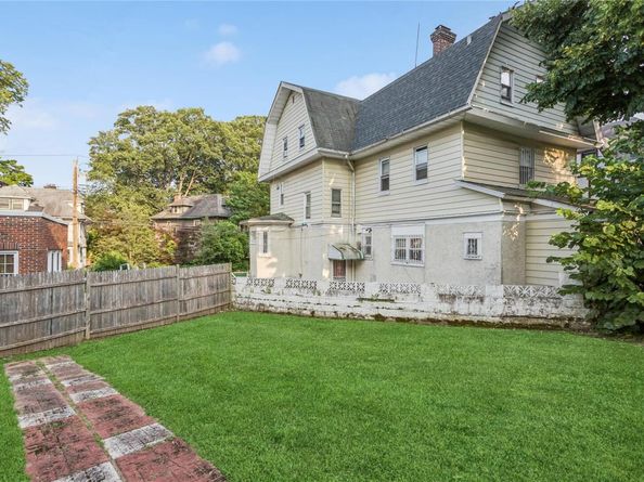 222 E 4th Street, Mount Vernon NY 10553