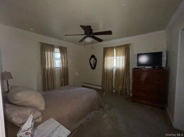 468 N. Greene Ave, Lindenhurst NY 11757