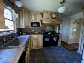 468 N. Greene Ave, Lindenhurst NY 11757