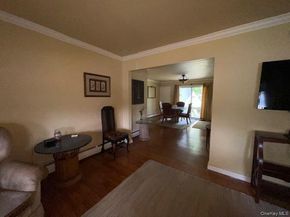 468 N. Greene Ave, Lindenhurst NY 11757