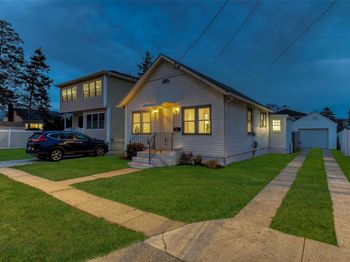 15 Jefferson Avenue