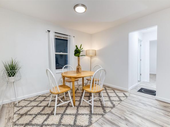 15 Jefferson Avenue, Bellmore NY 11710