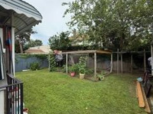 80 Biltmore Avenue, Elmont NY 11003