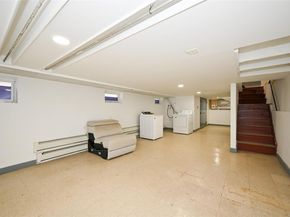 156-14 65 Avenue, Flushing NY 11367