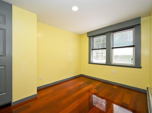 156-14 65 Avenue, Flushing NY 11367