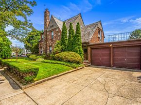 201-20 28th Avenue, Bayside NY 11360