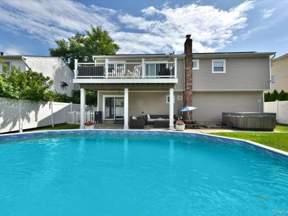 2770 Lincoln Boulevard, Merrick NY 11566