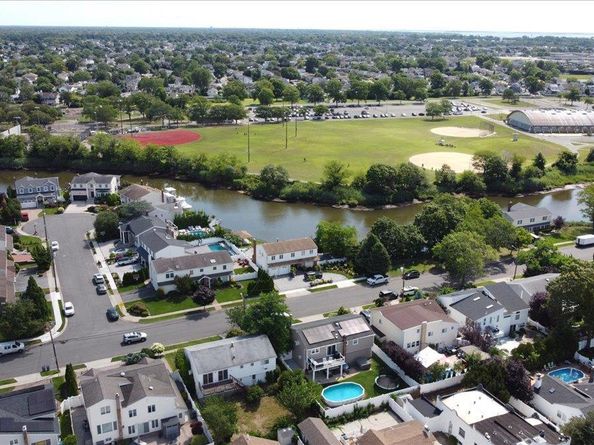 2770 Lincoln Boulevard, Merrick NY 11566