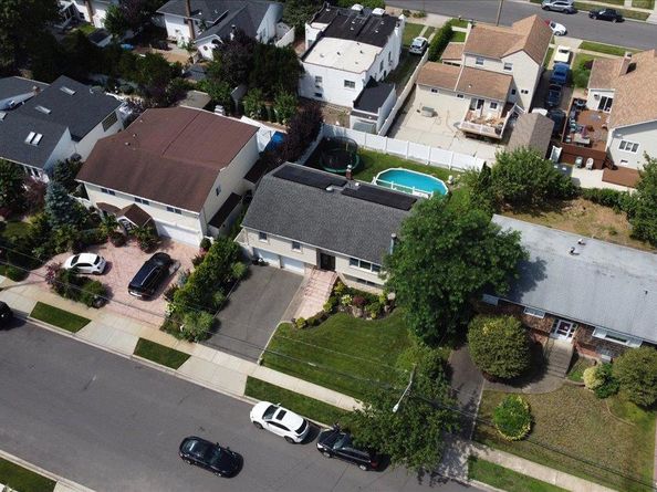 2770 Lincoln Boulevard, Merrick NY 11566