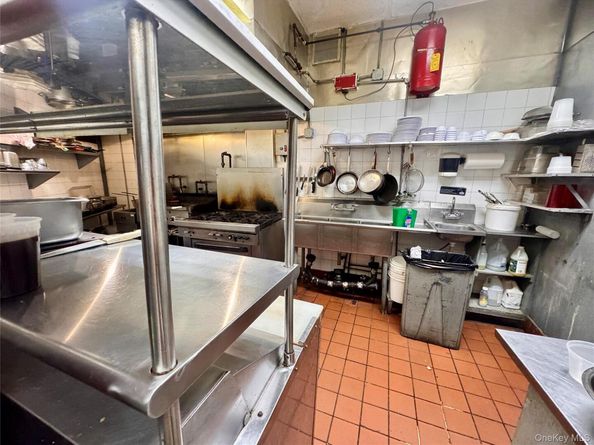 106-16 Corona Ave, Corona NY 11368
