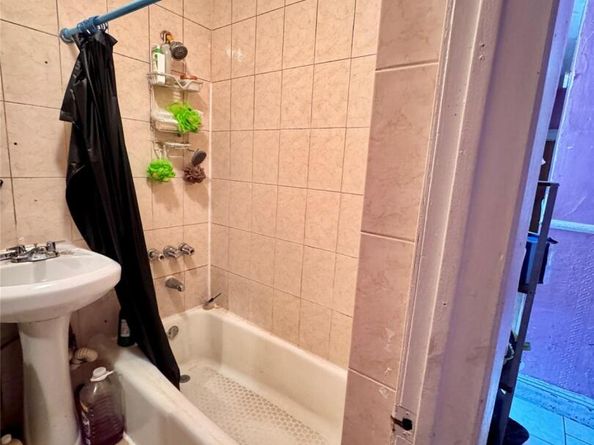 106-16 Corona Ave, Corona NY 11368
