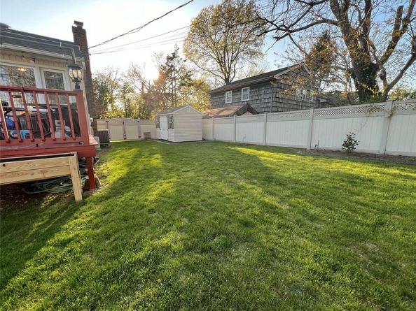 178 Gerhard Road, Plainview NY 11803