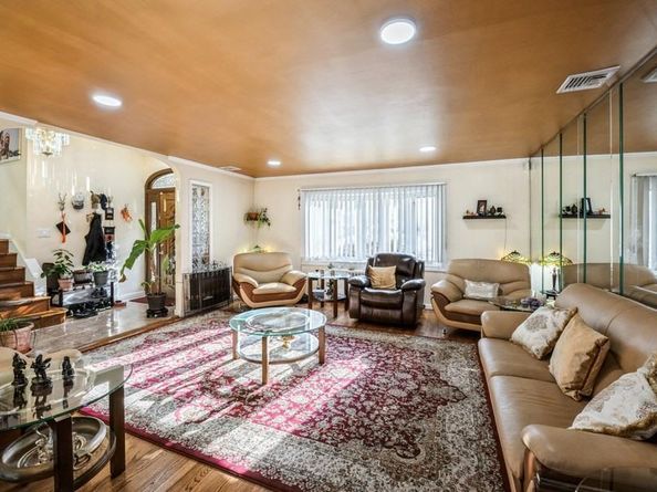 178 Gerhard Road, Plainview NY 11803