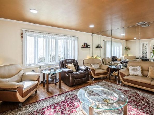 178 Gerhard Road, Plainview NY 11803