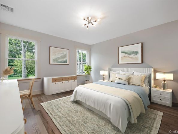444 Miller Place Road, Miller Place NY 11764
