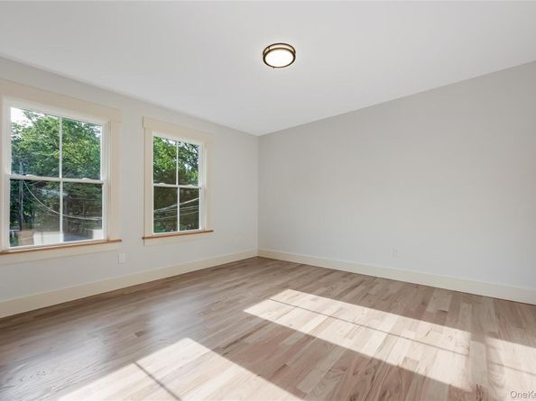 444 Miller Place Road, Miller Place NY 11764