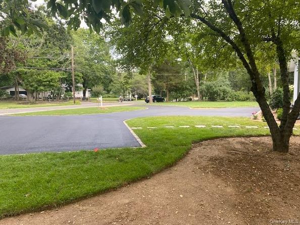 444 Miller Place Road, Miller Place NY 11764