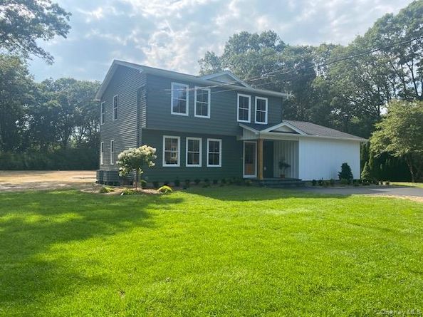 444 Miller Place Road, Miller Place NY 11764