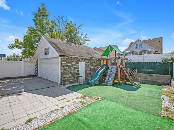 159-16 101 Street, Howard Beach NY 11414