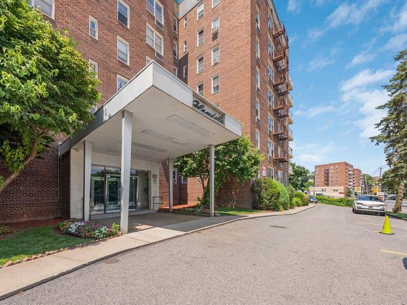 125 Bronx River Road 5B, Yonkers NY 10704