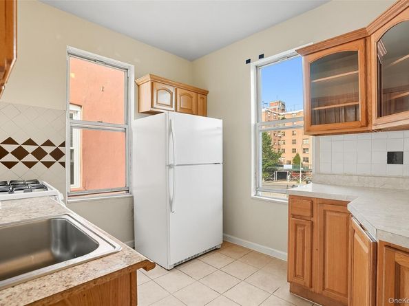 1036 Metcalf Avenue, Bronx NY 10472