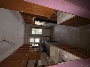 35 Marlow Road, Valley Stream NY 11580
