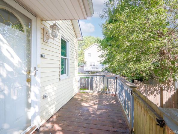7 Floyd Bennett Drive, Sound Beach NY 11789
