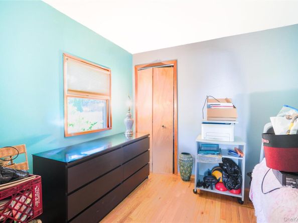 7 Floyd Bennett Drive, Sound Beach NY 11789