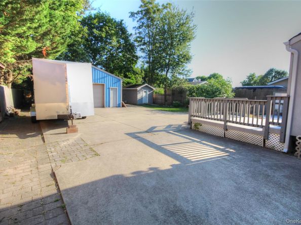 451 Atlantic Avenue, Freeport NY 11520