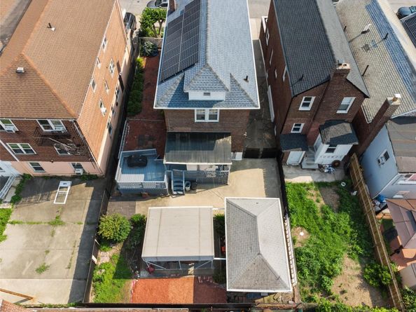 Undisclosed Address #894058, Bronx NY 10461