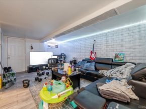 114-64 198th Street, Saint Albans NY 11412