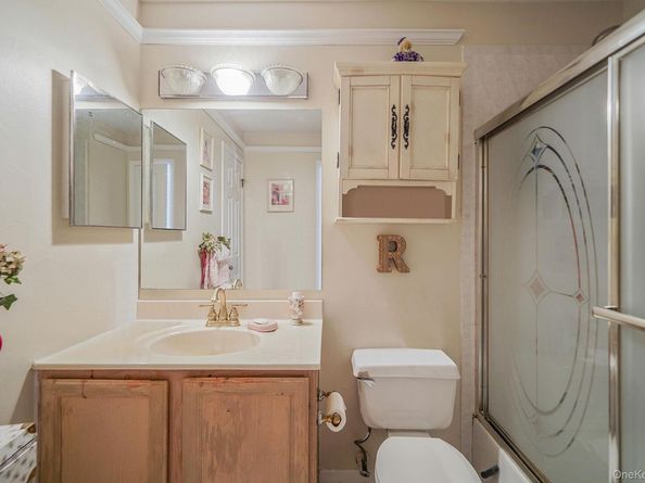158 Gothic Circle, Manorville NY 11949