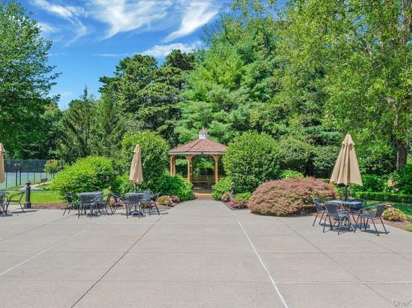 158 Gothic Circle, Manorville NY 11949
