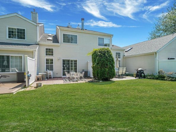 158 Gothic Circle, Manorville NY 11949