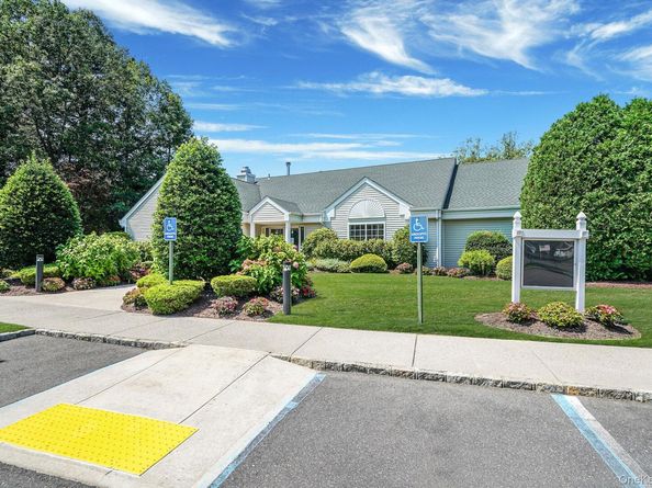 158 Gothic Circle, Manorville NY 11949