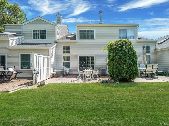 158 Gothic Circle, Manorville NY 11949