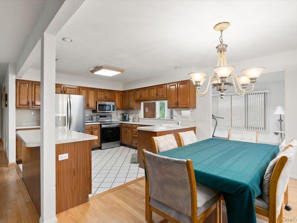 281 Kohr Road, Kings Park NY 11754
