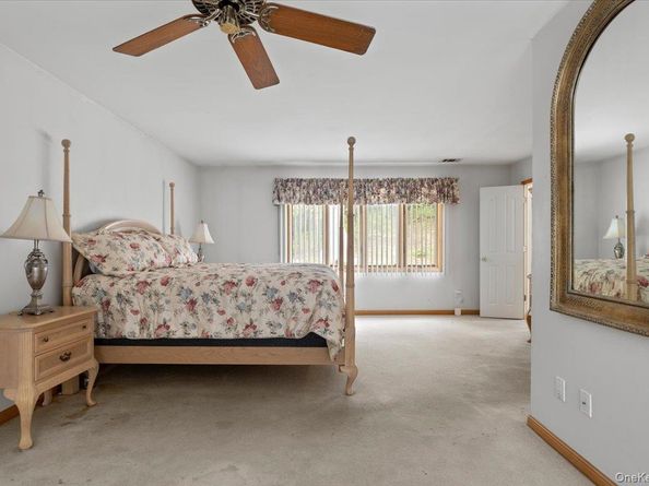281 Kohr Road, Kings Park NY 11754