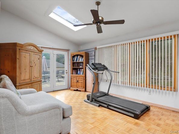 281 Kohr Road, Kings Park NY 11754