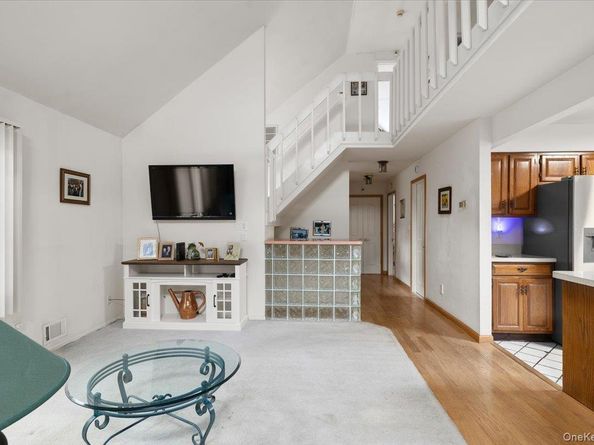 281 Kohr Road, Kings Park NY 11754