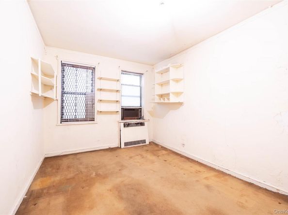 3636 Greystone ave 3L, Bronx NY 10463
