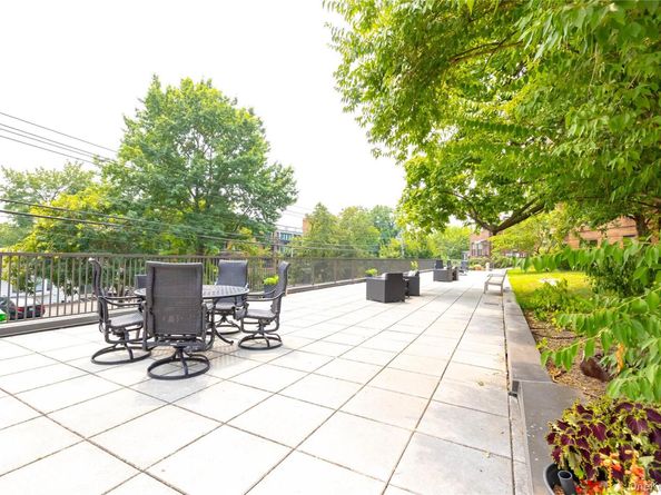 3636 Greystone ave 3L, Bronx NY 10463