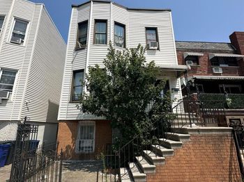 1916 Barnes Avenue