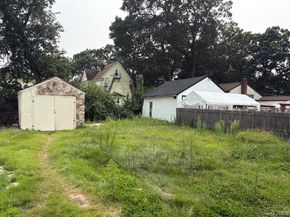 110 Woodside Avenue, Freeport NY 11520