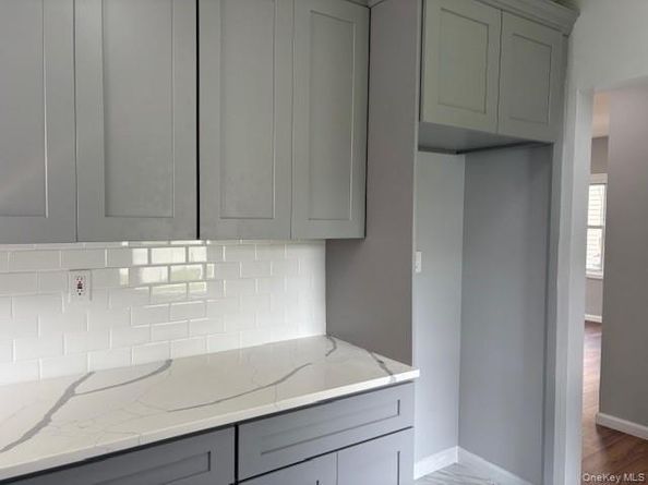 110 Woodside Avenue, Freeport NY 11520