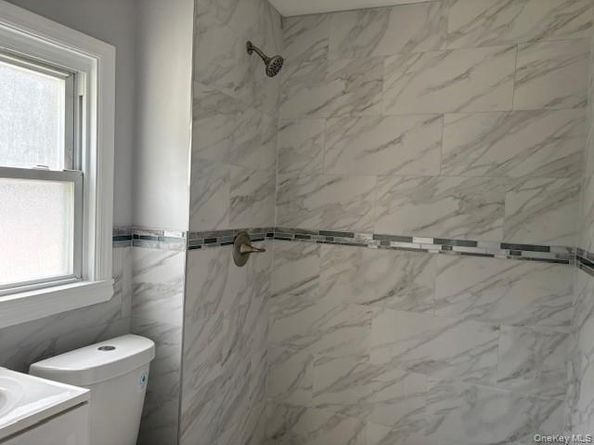 110 Woodside Avenue, Freeport NY 11520