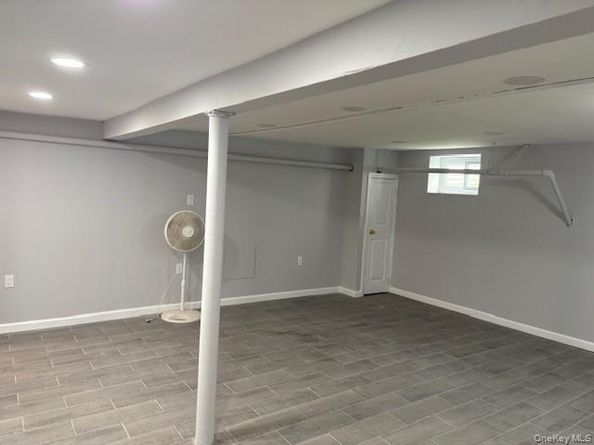 110 Woodside Avenue, Freeport NY 11520